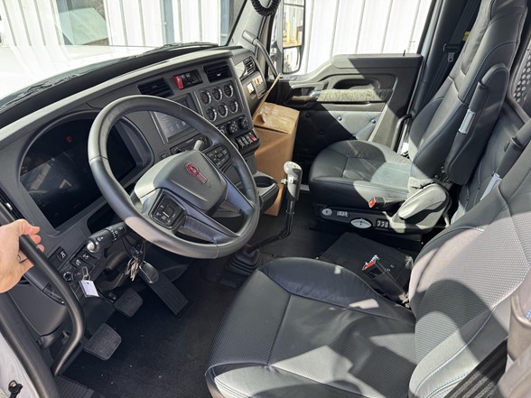 2026 KENWORTH W990 thumbnail 8