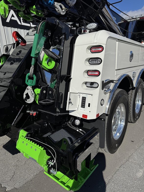 2026 KENWORTH W990 thumbnail 28