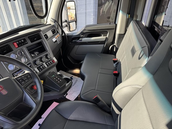 2026 KENWORTH T880 thumbnail 11