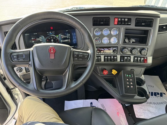 2026 KENWORTH T880 thumbnail 13