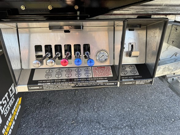 2026 KENWORTH T880 thumbnail 19