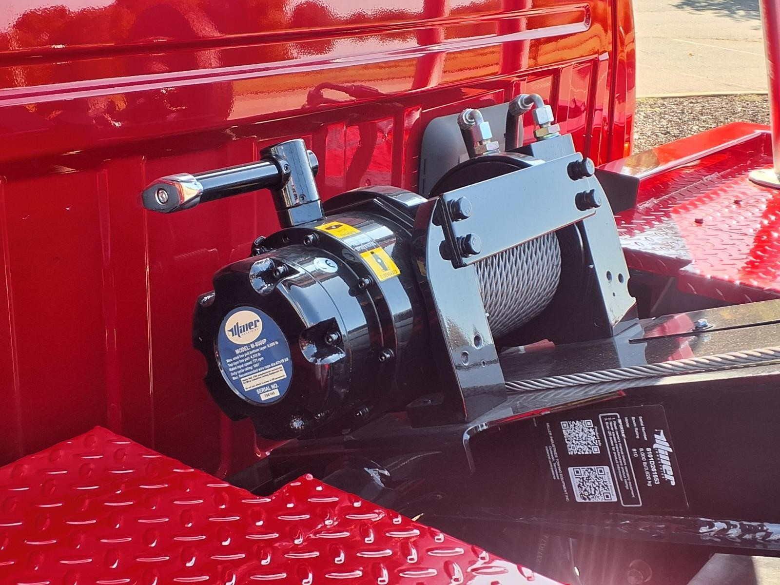 2024 RAM 5500 HD SLT thumbnail 21