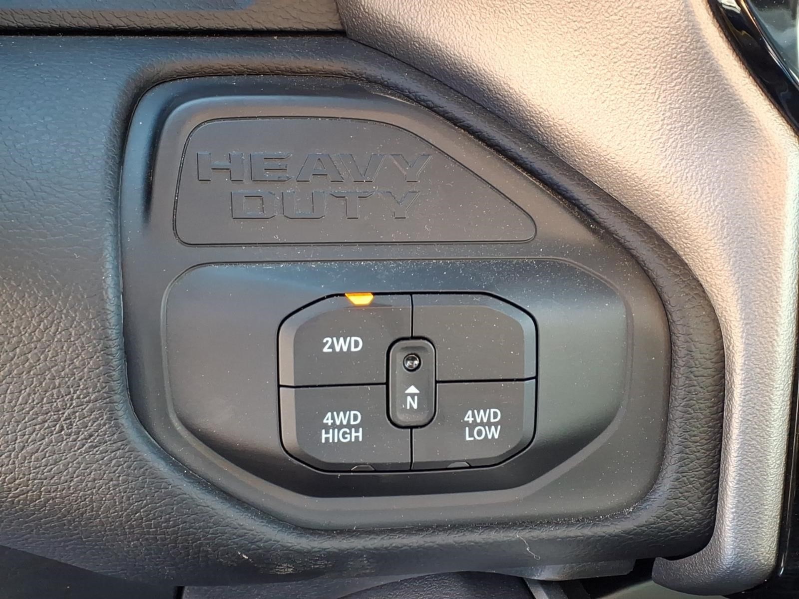 2026 RAM 5500 LARAMIE thumbnail 8