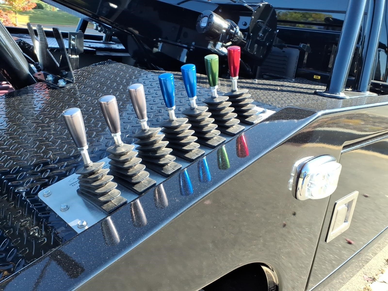 2026 RAM 5500 LARAMIE thumbnail 31