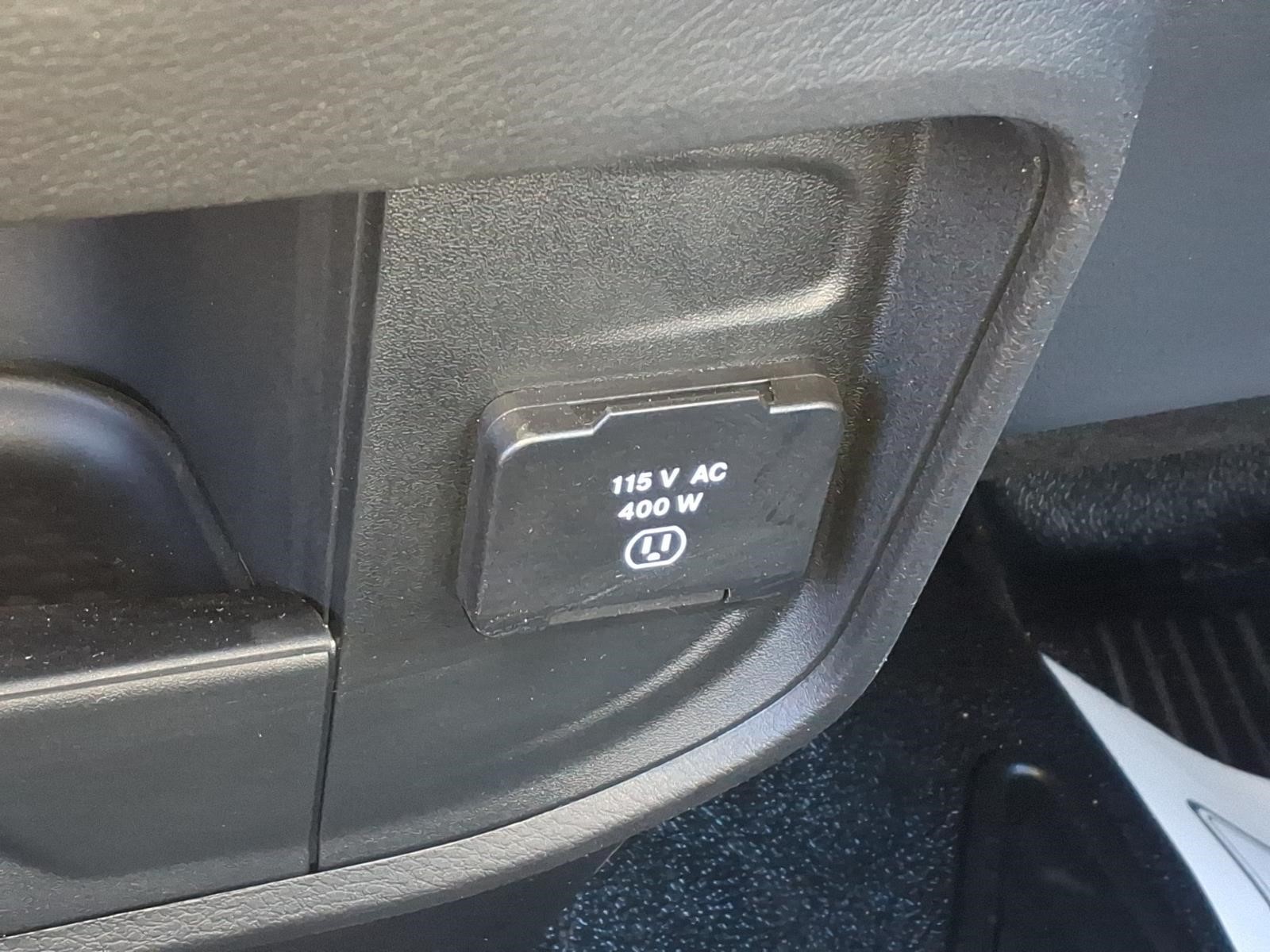 2027 RAM 5500 BIG HORN thumbnail 8