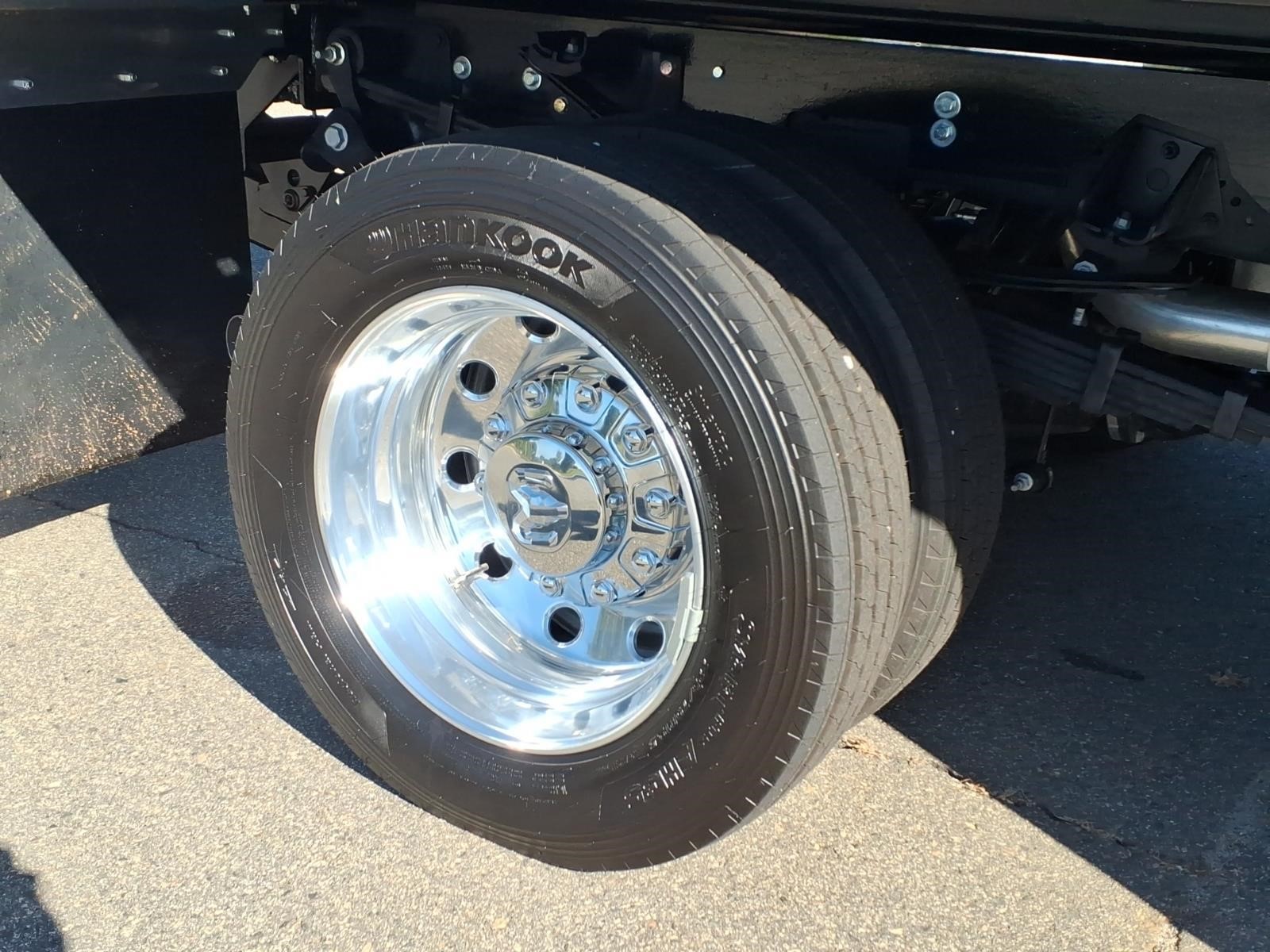 2027 RAM 5500 BIG HORN thumbnail 30