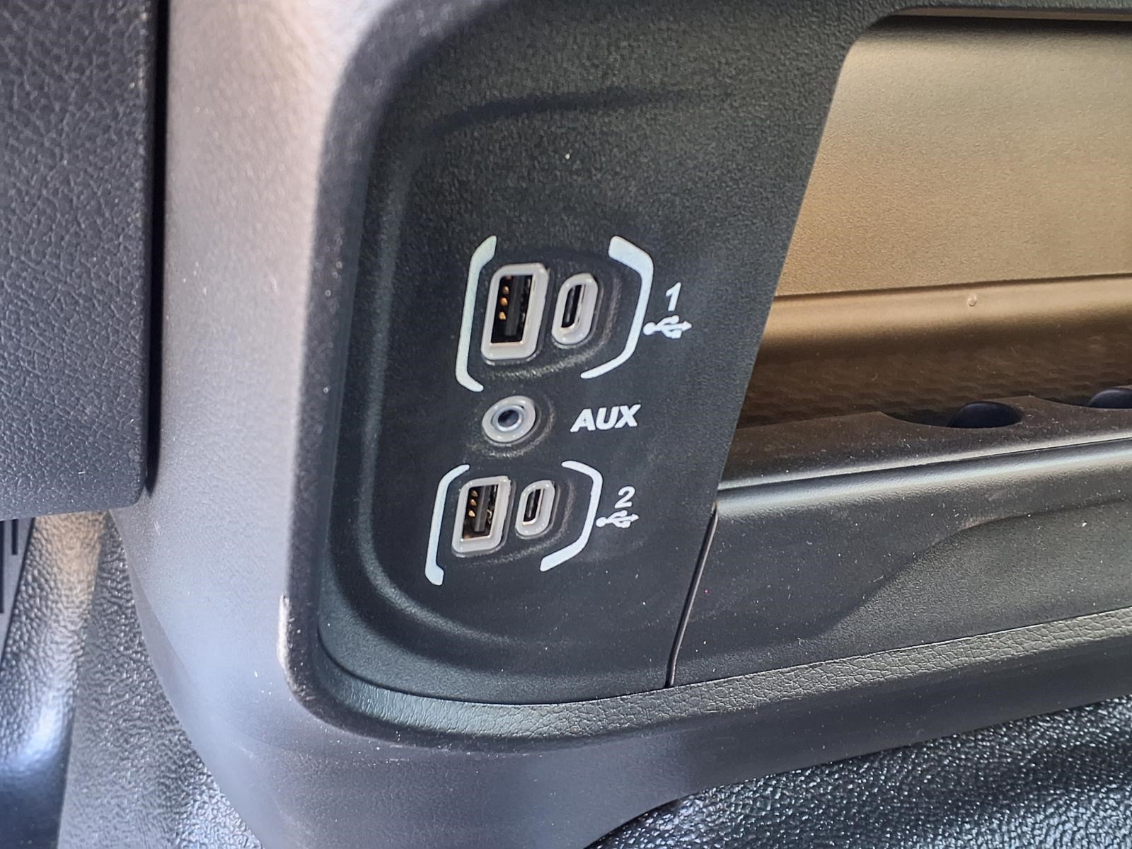 2026 RAM 5500 BIG HORN thumbnail 7