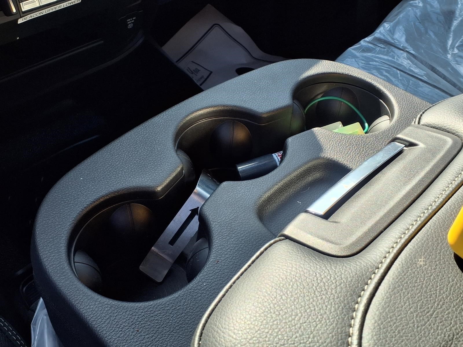 2026 RAM 5500 BIG HORN thumbnail 8