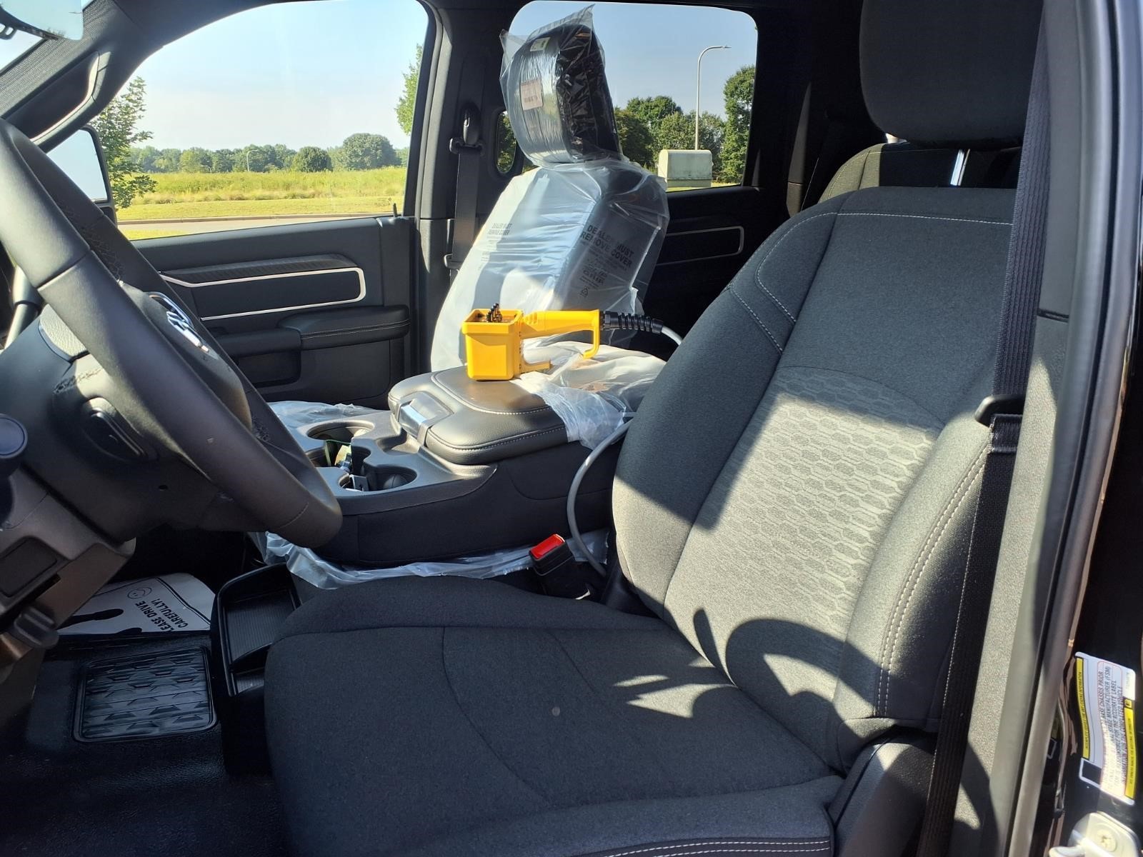 2026 RAM 5500 BIG HORN thumbnail 16