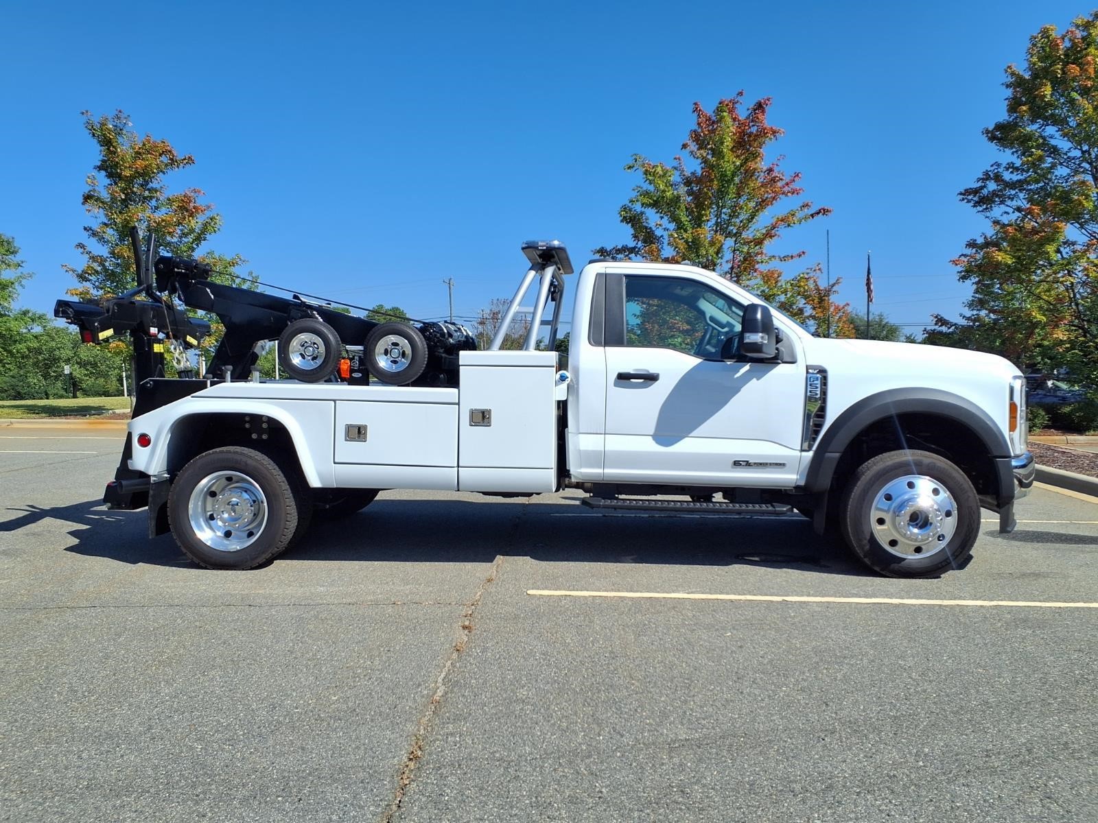 2024 FORD F550 SD thumbnail 32