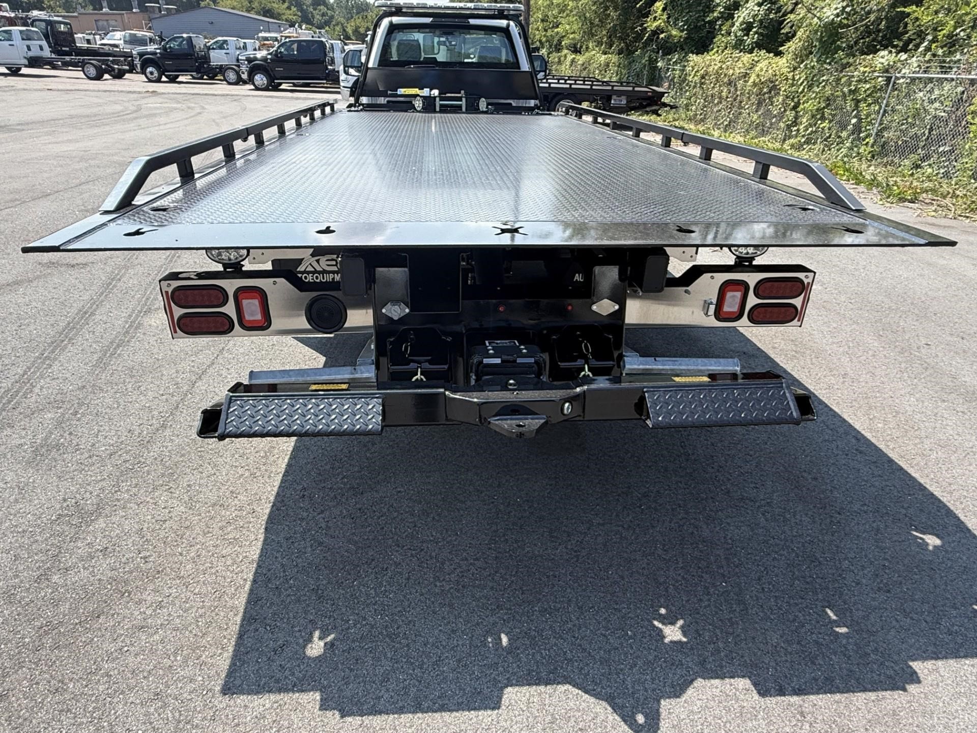 2025 FORD F550 SD XL thumbnail 4
