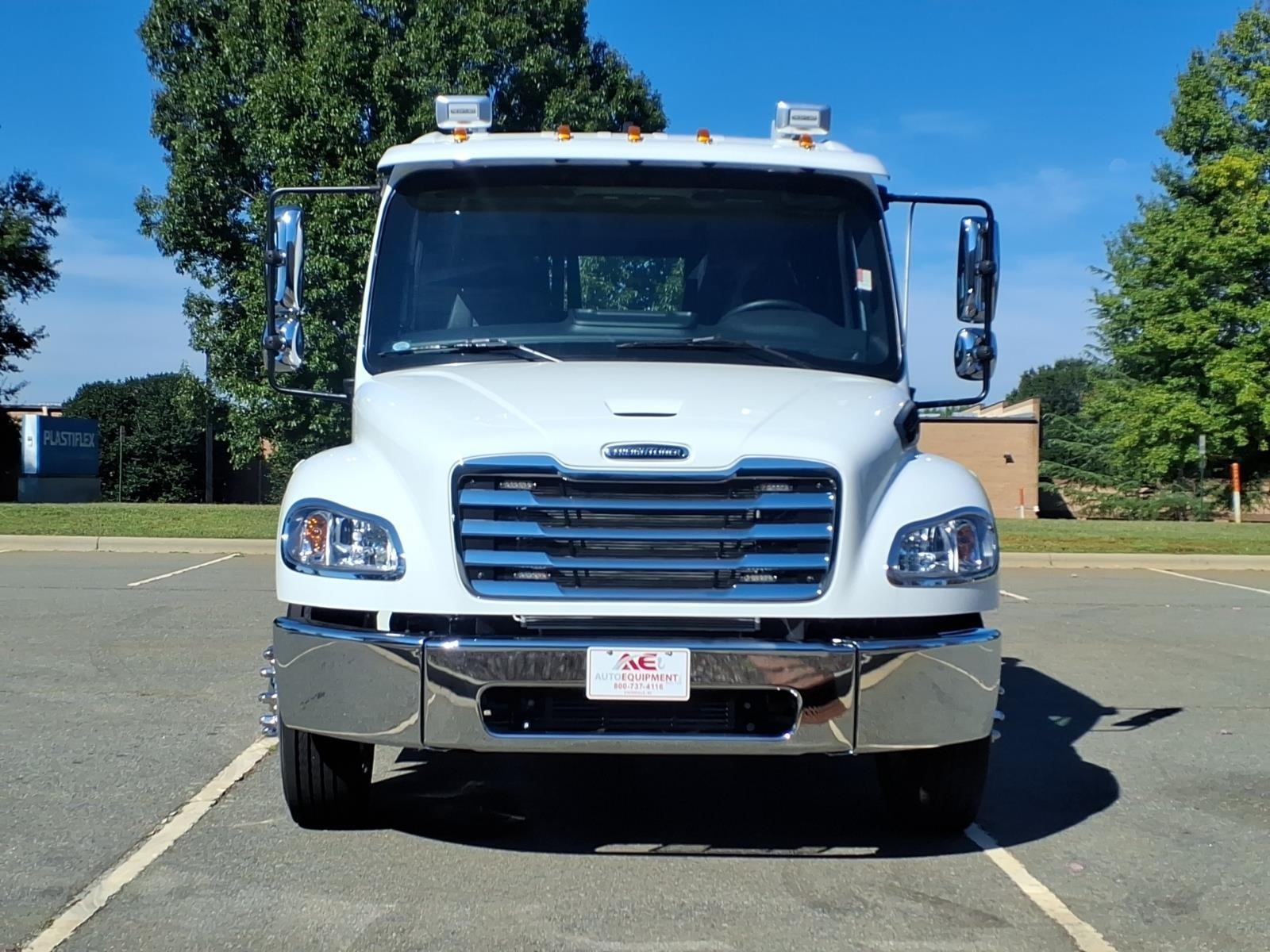2026 FREIGHTLINER M2 106 thumbnail 2