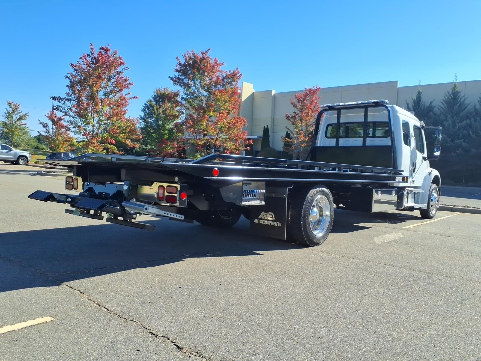 2026 FREIGHTLINER M2 106 thumbnail 26