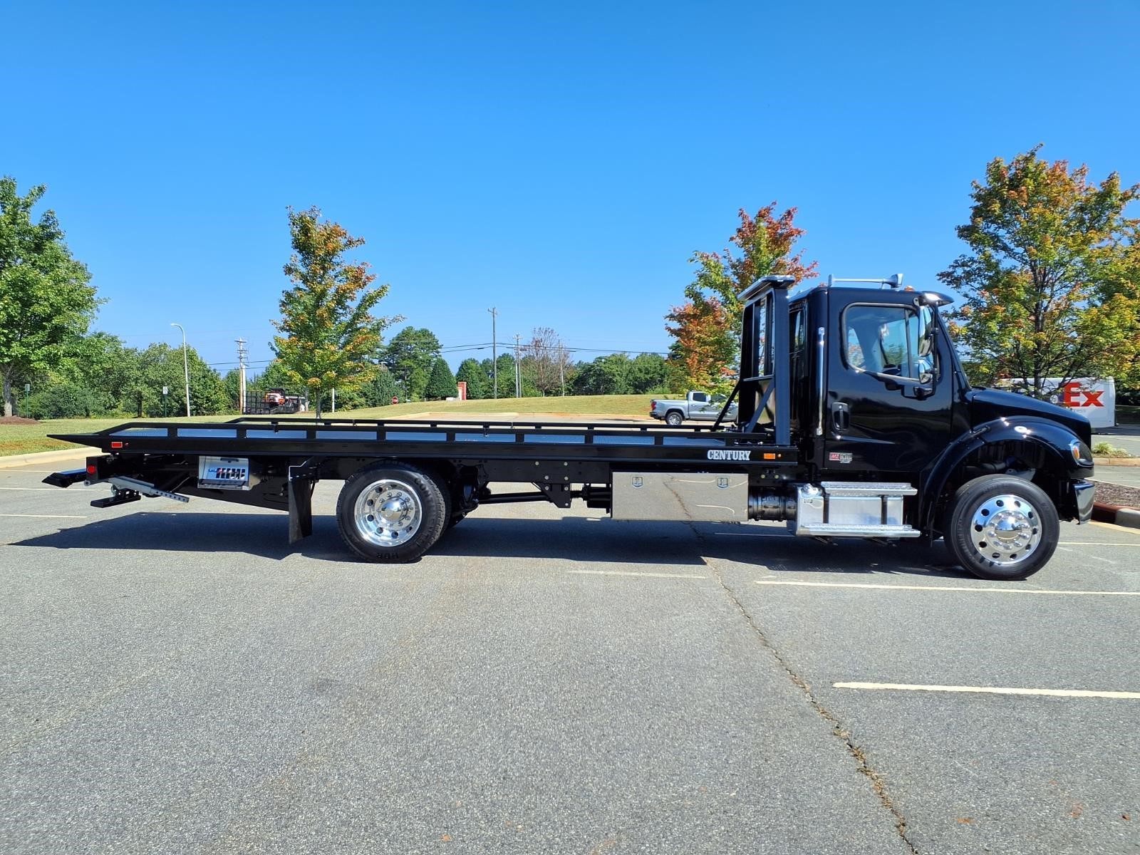 2027 FREIGHTLINER BUSINESS CLASS M2 106 thumbnail 30
