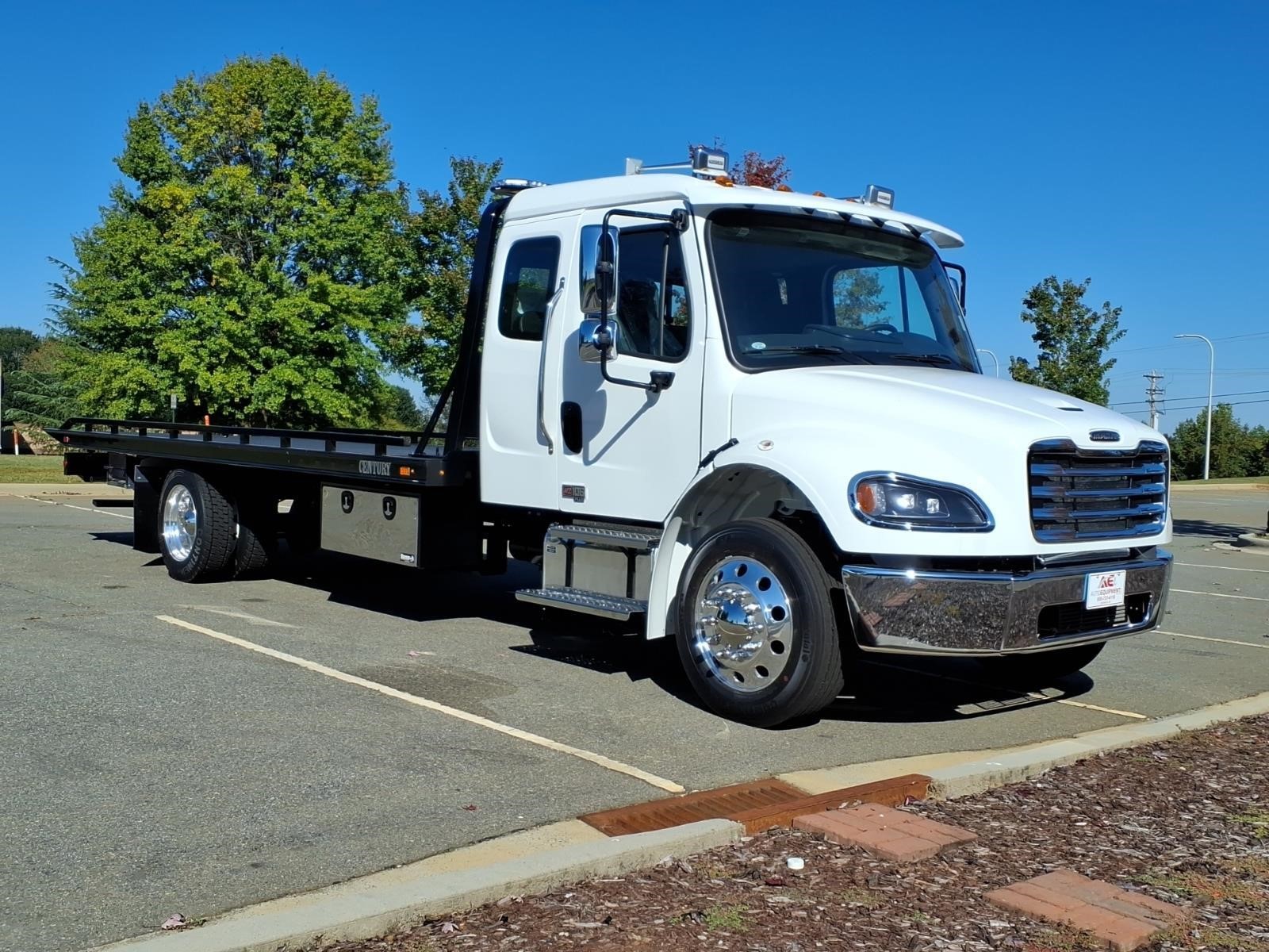 2027 FREIGHTLINER M2 106