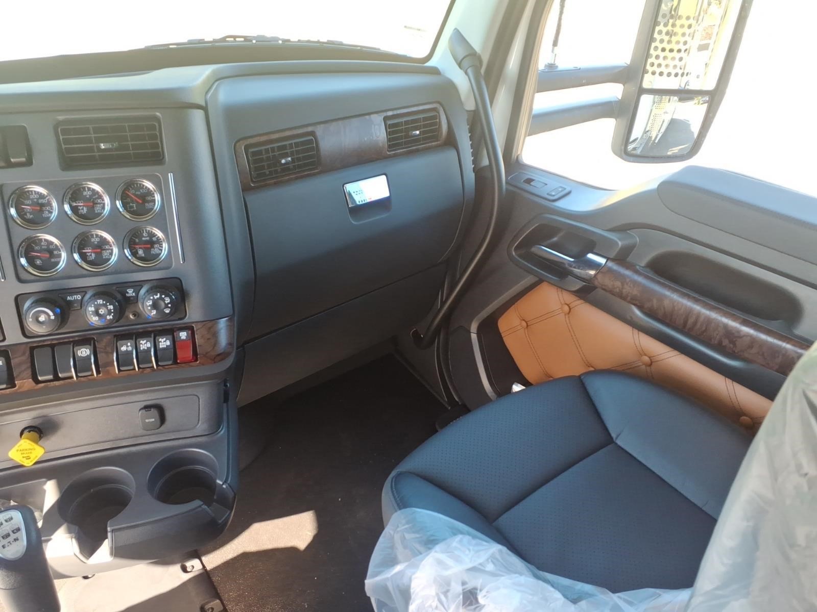 2026 KENWORTH T880 thumbnail 18