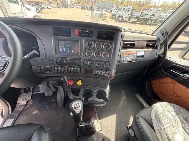 2026 KENWORTH T880 thumbnail 31