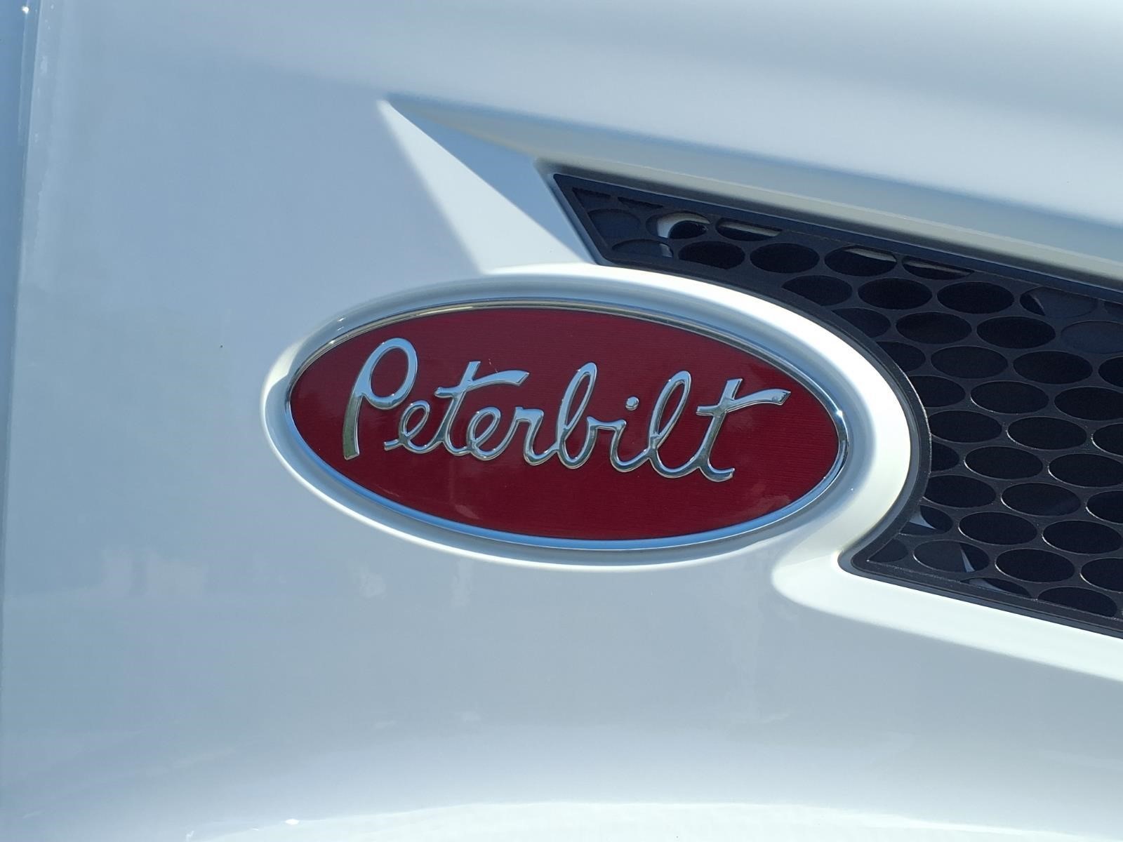 2027 PETERBILT 537 thumbnail 34