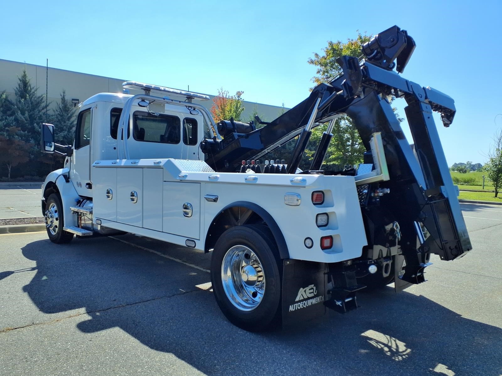 2027 PETERBILT 537 thumbnail 25