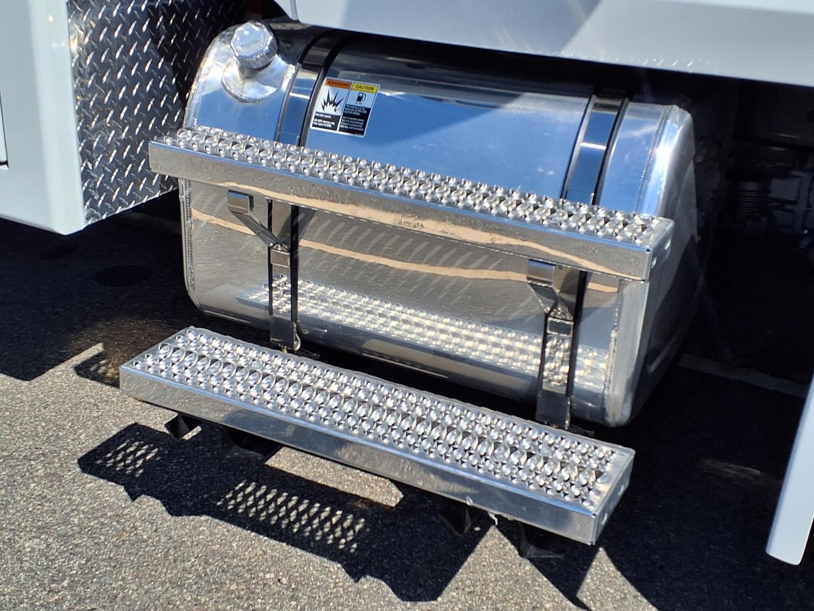 2027 PETERBILT 537 thumbnail 32