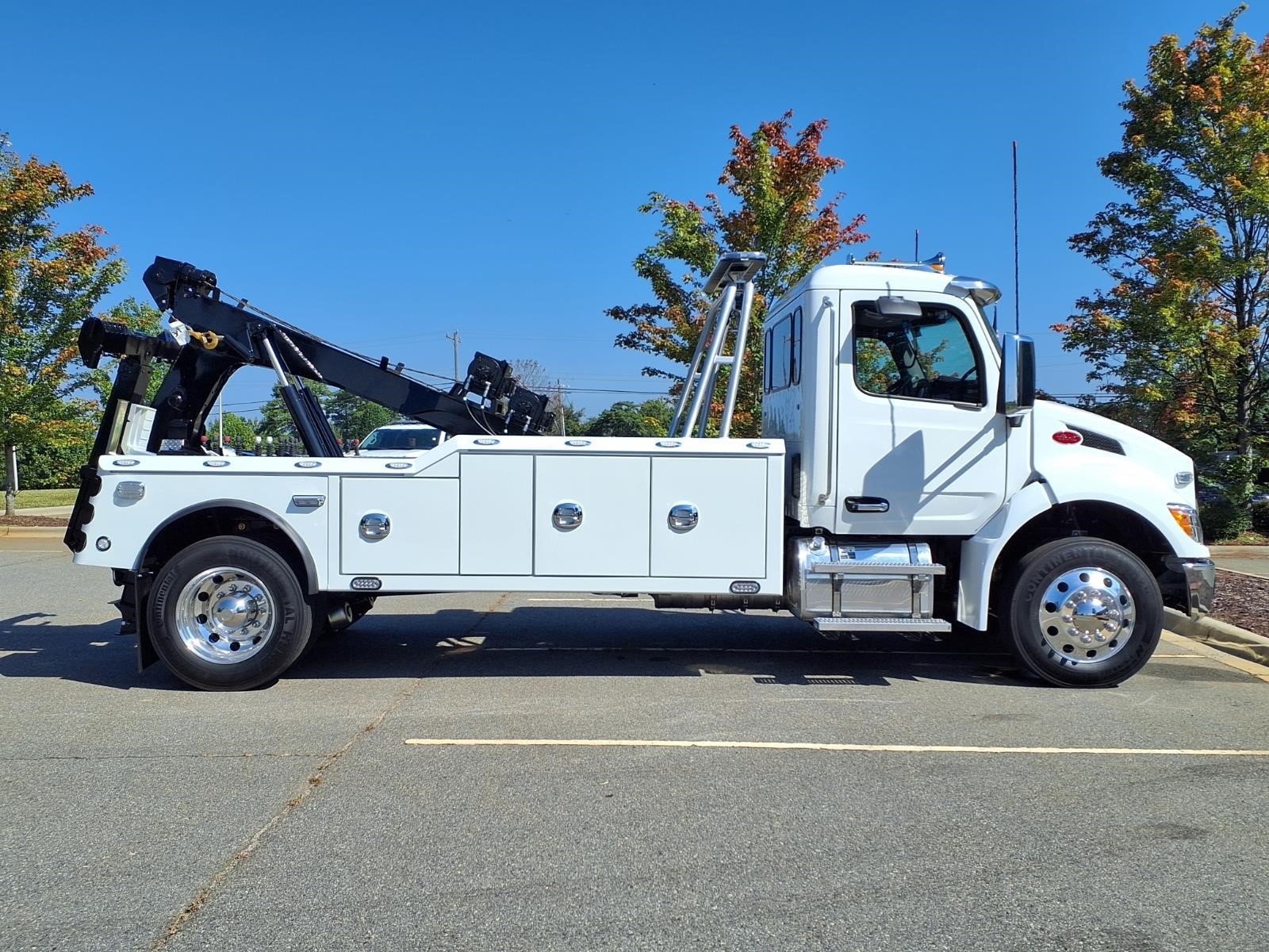 2027 PETERBILT 537 thumbnail 34